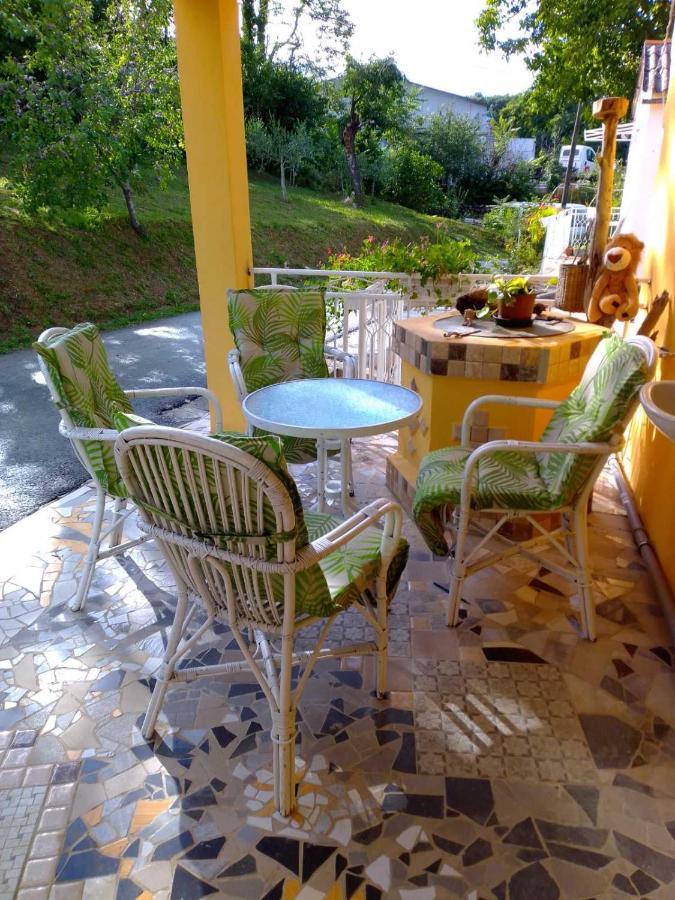 Apartman Sirena Pićan エクステリア 写真