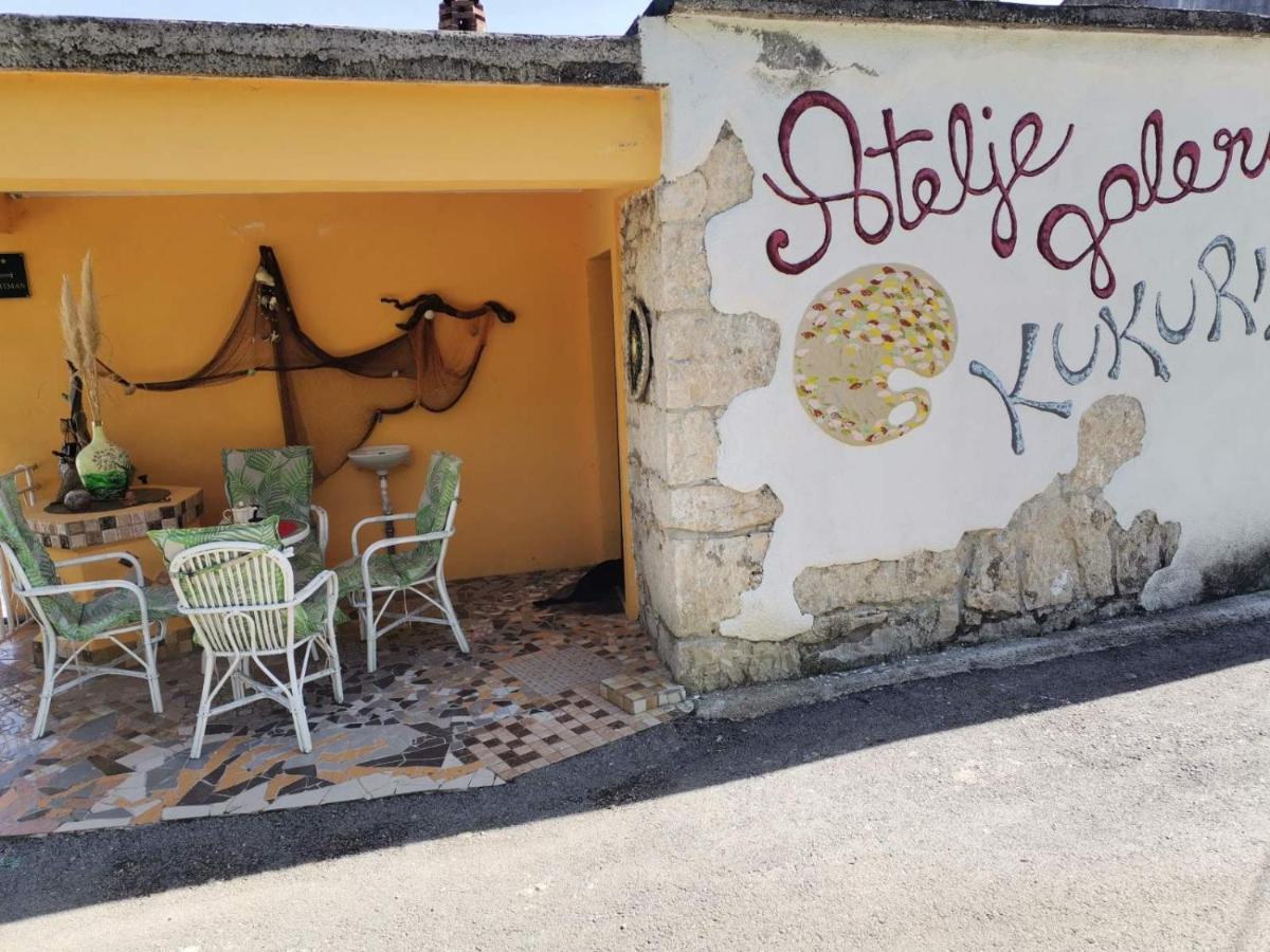 Apartman Sirena Pićan エクステリア 写真